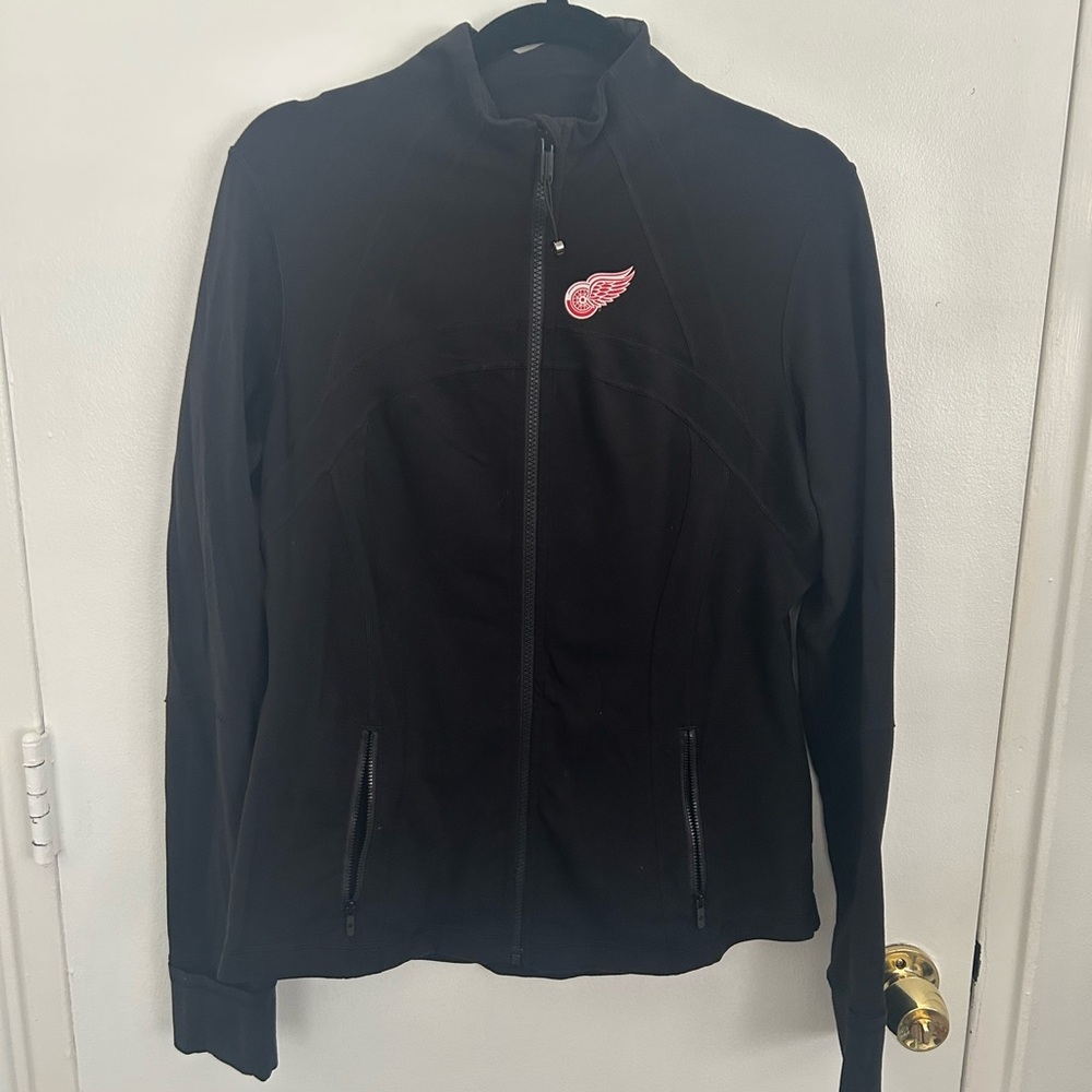 Lululemon x Detroit Red Wings Align Jacket
